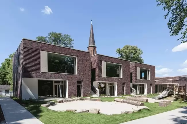 Angezeigtes Bild: kindertagesstaetteoberneuland1_800.jpg