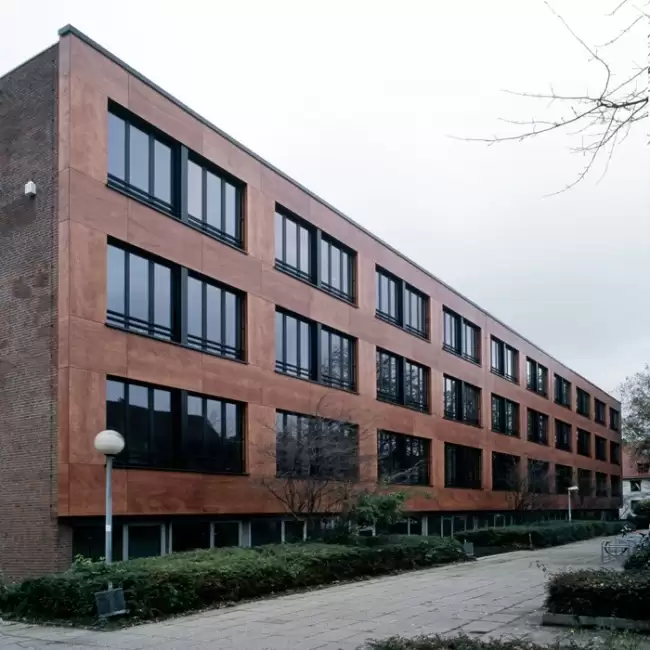 Angezeigtes Bild: handelsschule_bremen_bau_800px.jpg